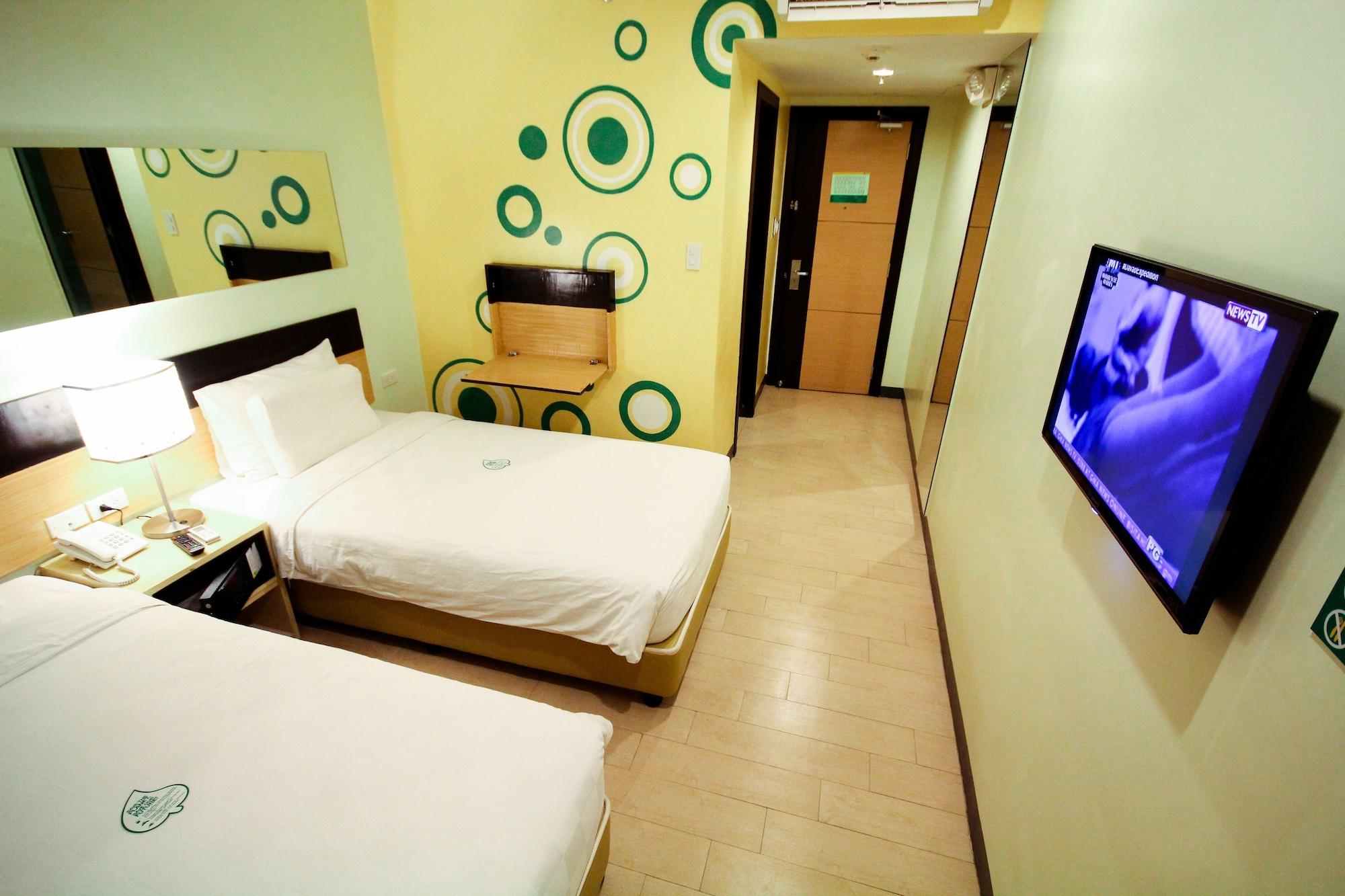 โกโฮเต็ล อีโลยโล Hotel อีโลอีโลซิตี้ ภายนอก รูปภาพ