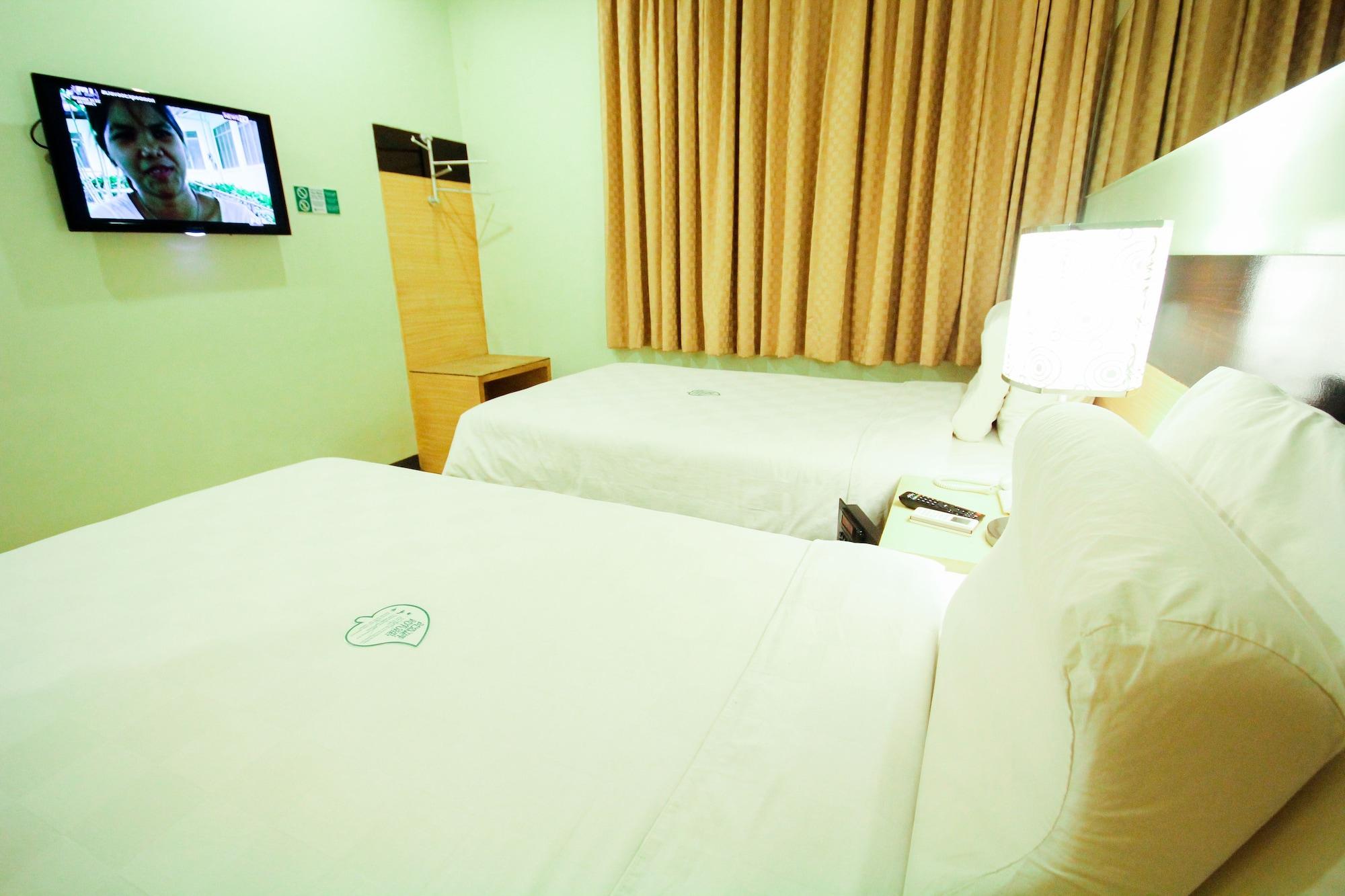 โกโฮเต็ล อีโลยโล Hotel อีโลอีโลซิตี้ ภายนอก รูปภาพ