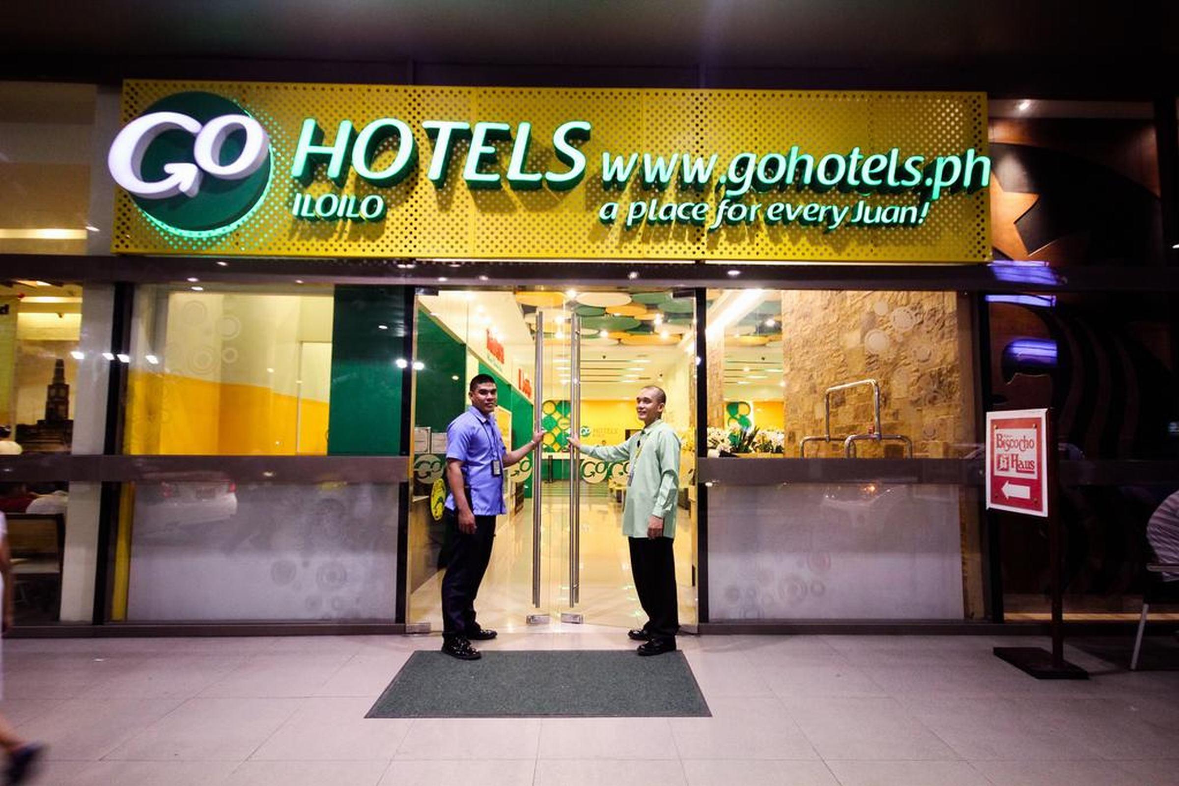 โกโฮเต็ล อีโลยโล Hotel อีโลอีโลซิตี้ ภายนอก รูปภาพ